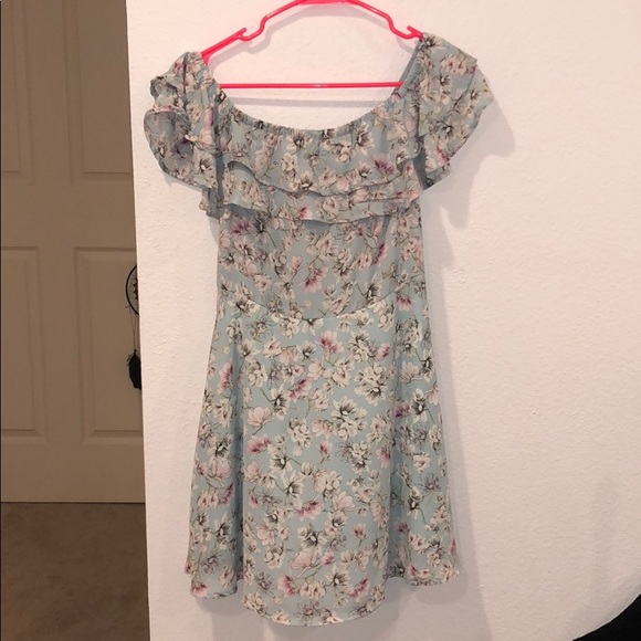 Blue Floral Dress 👗 - Picture 3 of 4